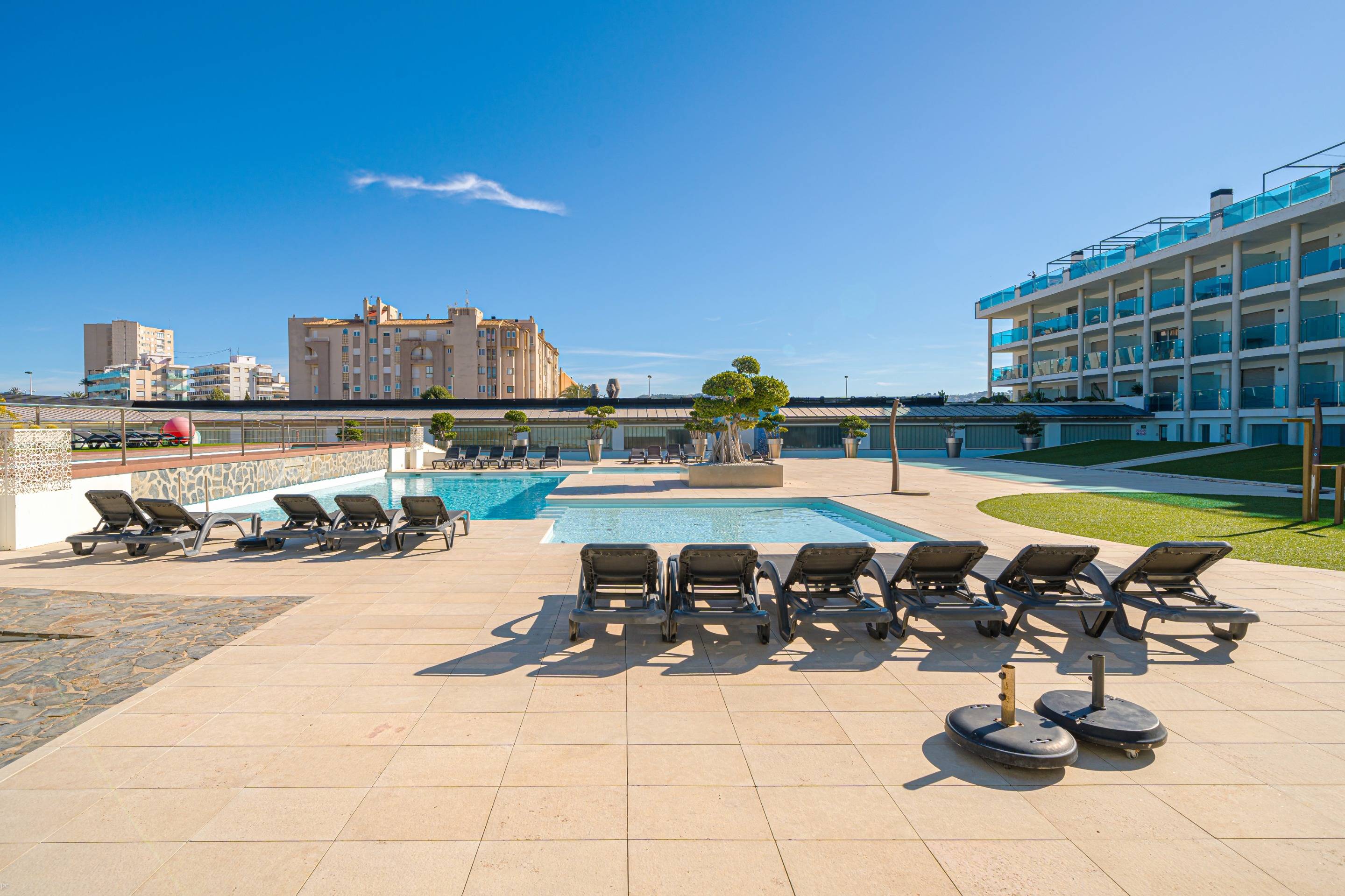 Luxurious apartment on the Arenal promenade in Javea