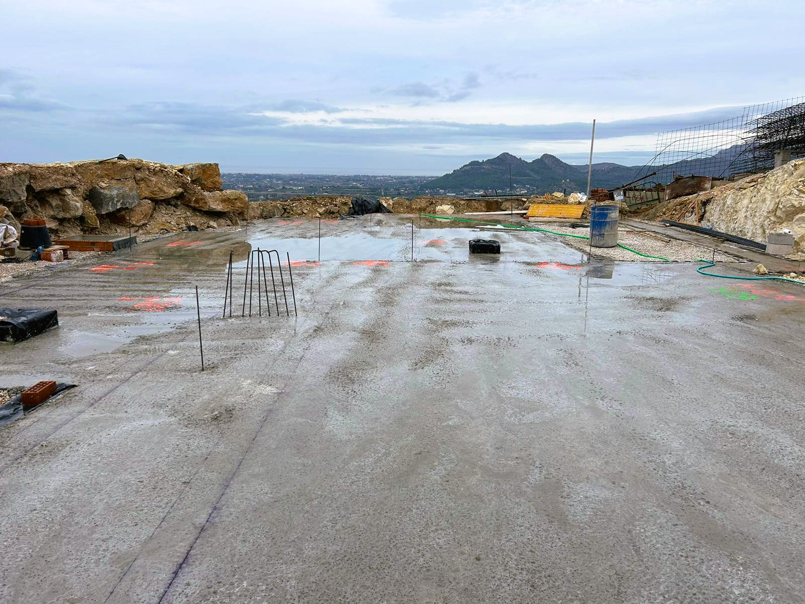 Prosjekt under bygging i Monte Solana med utsikt